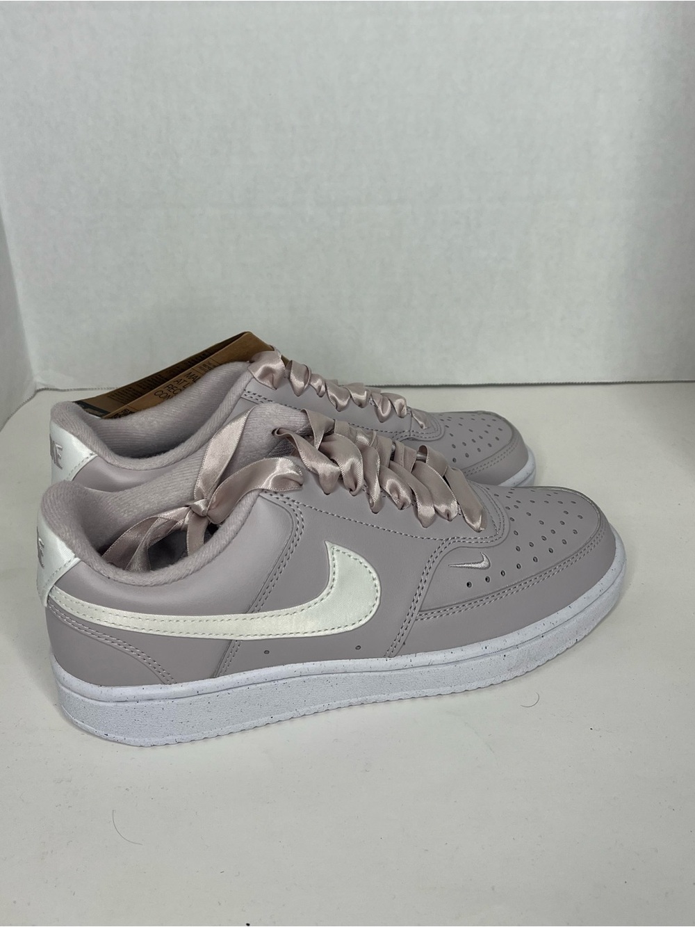 Nike Court Vision Low Women Size 6.5 Platinum Violet White HV5246-001